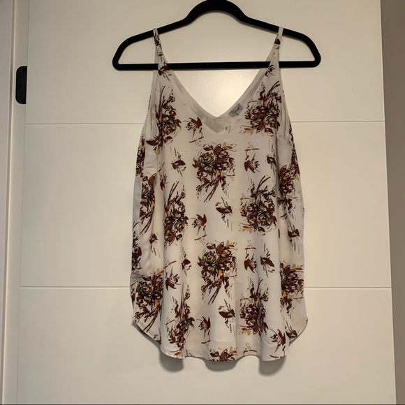 Kismet | Floral Flowy Tank Top - Picture 1 of 14